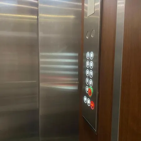 Apartment Vanilla Ice