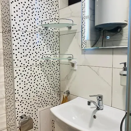 Vanilla Ice 아파트 *